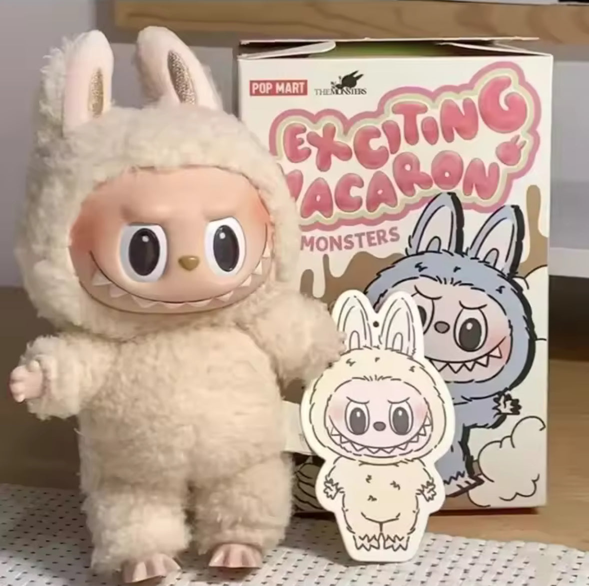 Popmart Labubu-caja ciega de la Serie de monstruos, colección de figuras de Manga, muñeca bonita, decoración de escritorio, regalos de cumpleaños para niñas