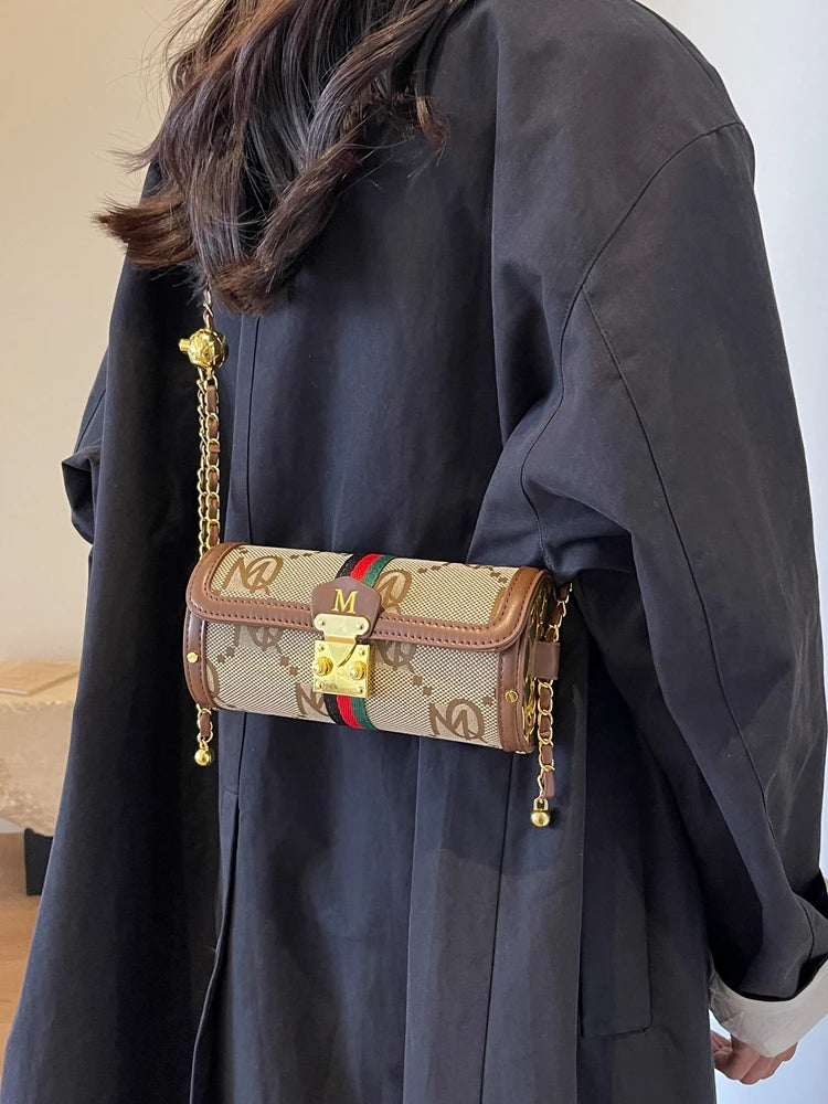 Light luxury brand-name high-end designer bag female 2025 new spring and summer niche shoulder bag messenger bag cylinder bag
