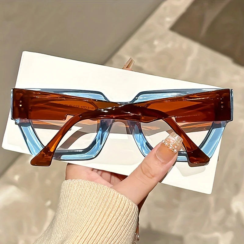 Y2K Oversized Clear Lens Glasses with Leopard Print Frame, Blue Light Blocking, Fashionable Accessory for Casual Attire