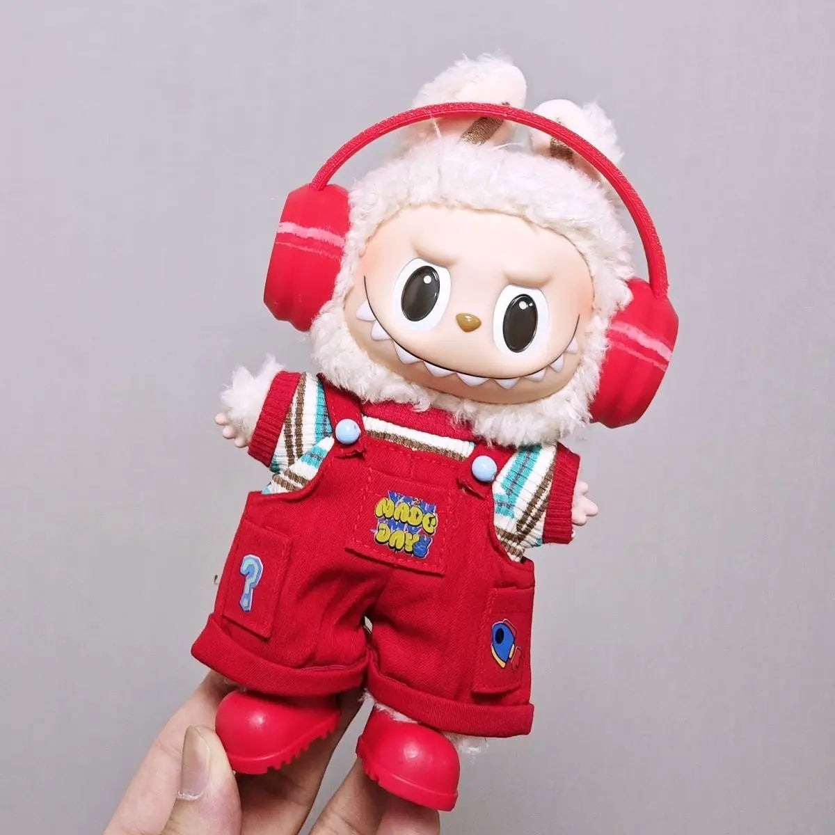 Labubu 3.0 Big Into Energy Red Sports Outfit with Earphones for 15/17cm Ropa Labubu Dolls