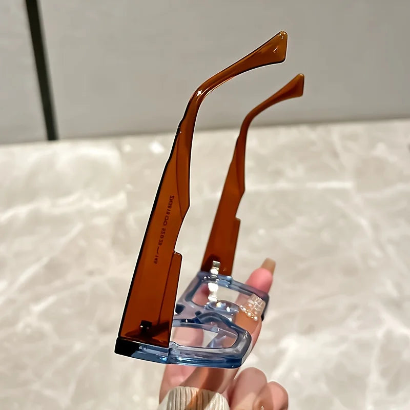 Y2K Oversized Clear Lens Glasses with Leopard Print Frame, Blue Light Blocking, Fashionable Accessory for Casual Attire