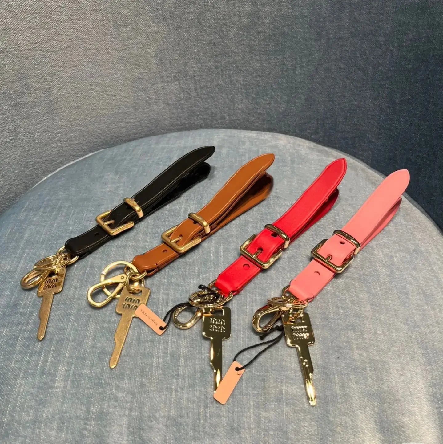 Pu Leather Wristlet Keychain Durable Lanyard for Keys Accessories Fashionable Wrist Strap for Women Present for Christmas