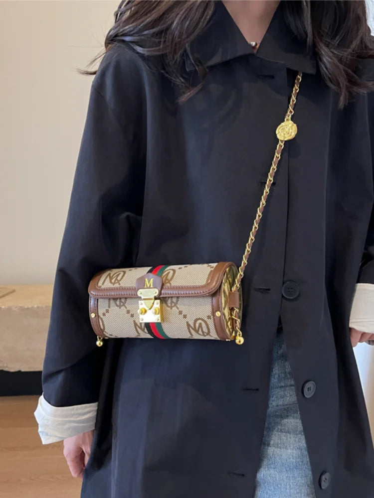 Light luxury brand-name high-end designer bag female 2025 new spring and summer niche shoulder bag messenger bag cylinder bag