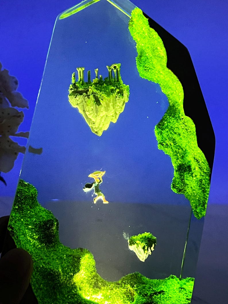 Lámpara de noche de madera y resina TOTK, regalo para fans de los videojuegos: decoración de mesa, regalo de cumpleaños, lámpara de espada maestra, arte de resina TLOZ BOTW, estatua de Hylia.