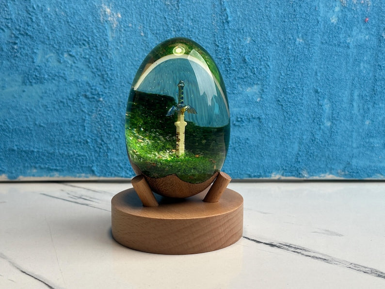 Lámpara de noche de madera y resina TOTK, regalo para fans de los videojuegos: decoración de mesa, regalo de cumpleaños, lámpara de espada maestra, arte de resina TLOZ BOTW, estatua de Hylia.