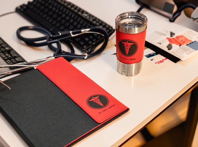 Regalo de médico Portafolio de médico personalizado.